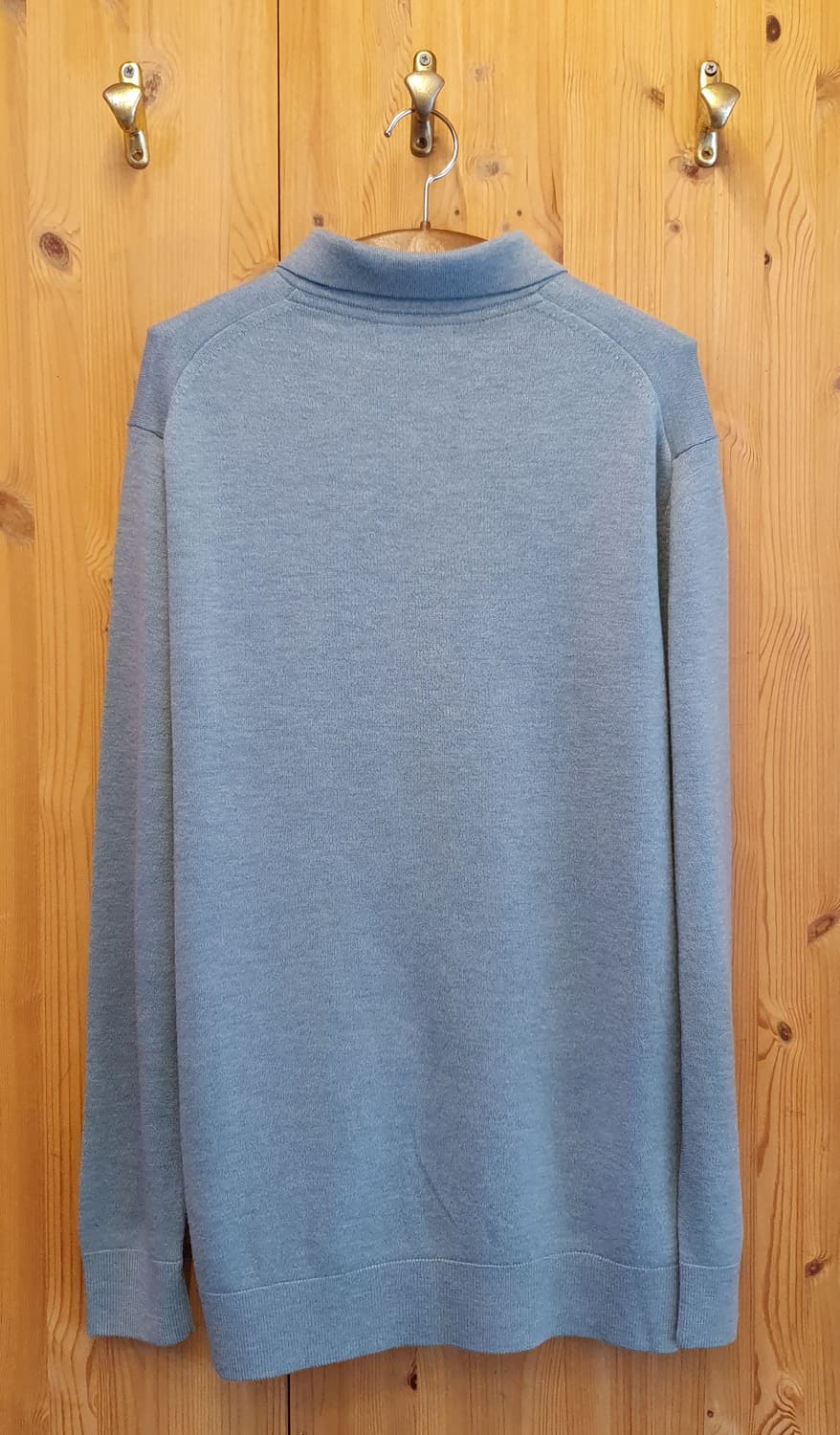 100.헤지스 카라 니트  상품이미지3