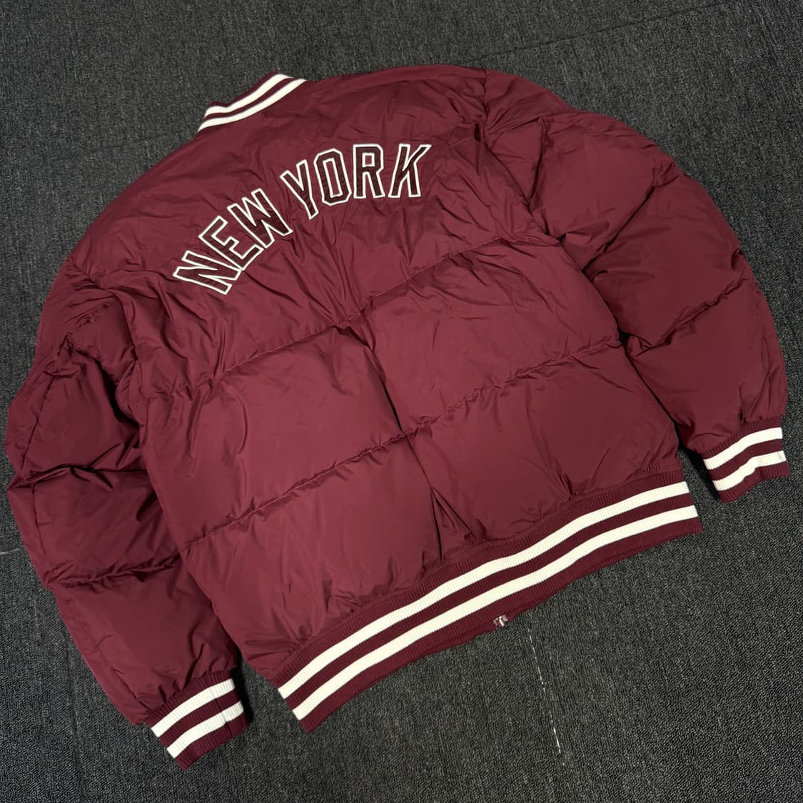 뉴에라 MLB 뉴욕 양키스 봄버 패딩 상품이미지8