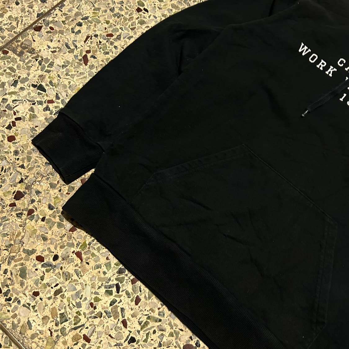 칼하트(Carhartt wip) 블랙 후드티 상품이미지3