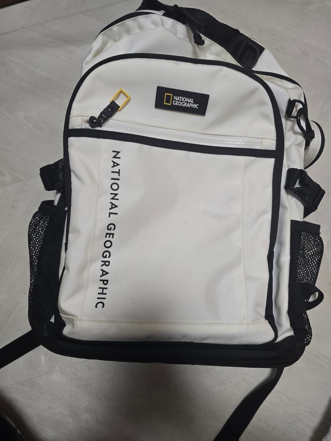 내셔널지오그래픽 화이트 백팩 상품이미지1