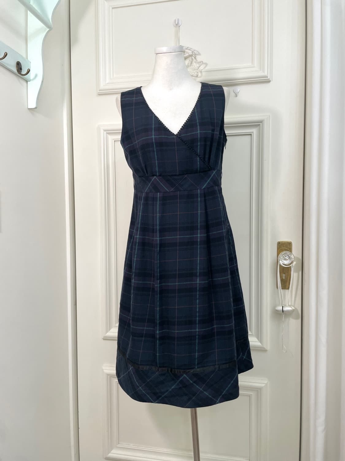 navy check pleats midi opc 상품이미지1