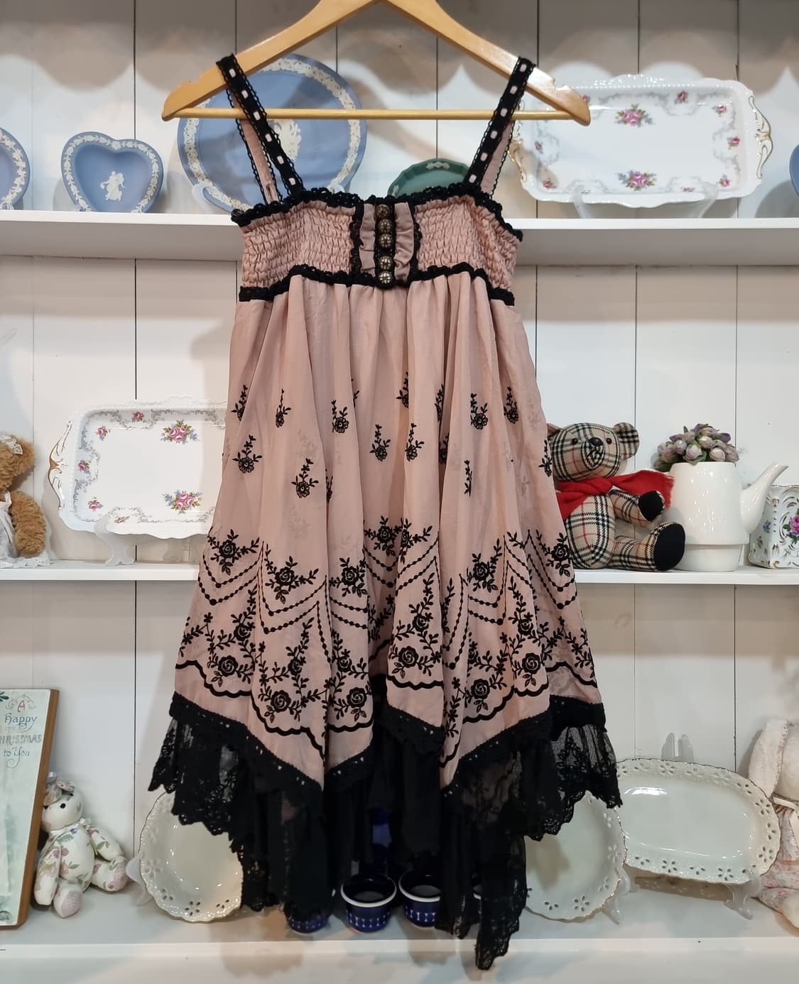 axes femme(액시즈팜) 로맨틱 자수 레이스 언발 원피스 상품이미지5