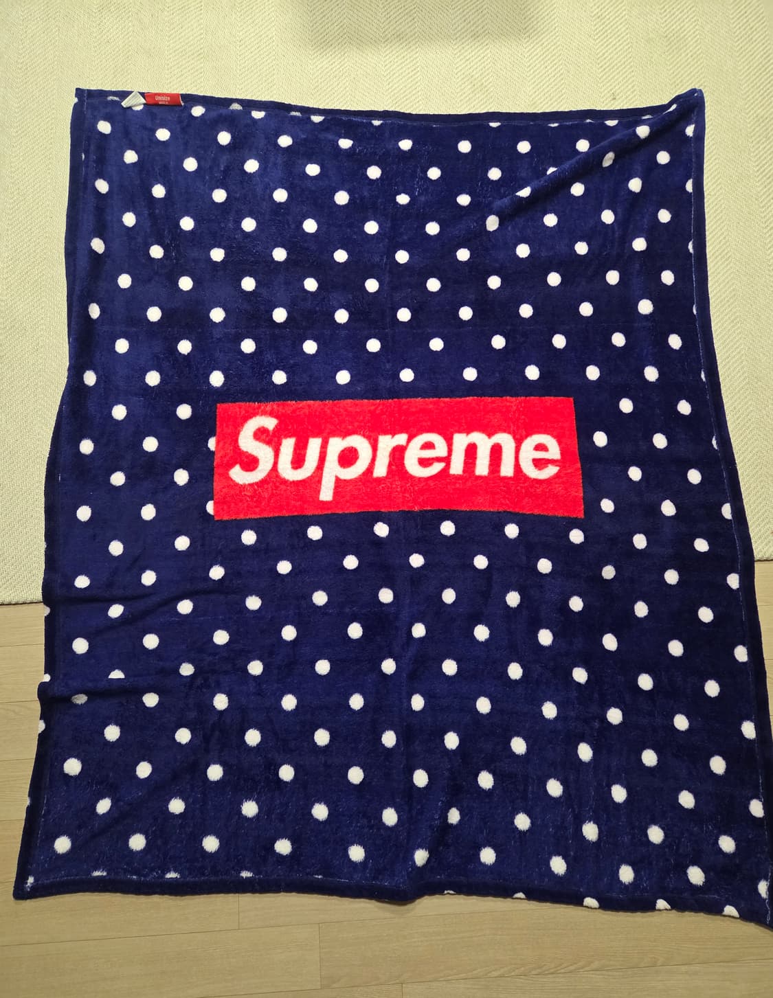 슈프림 담요 상품이미지1
