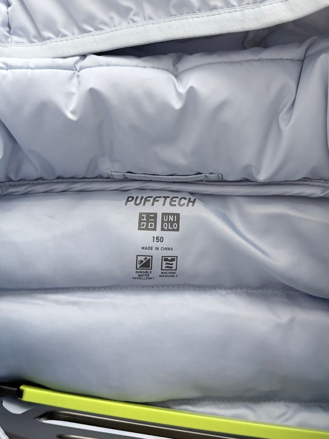유니클로 키즈 경량패딩 블루- 사이즈150 상품이미지3