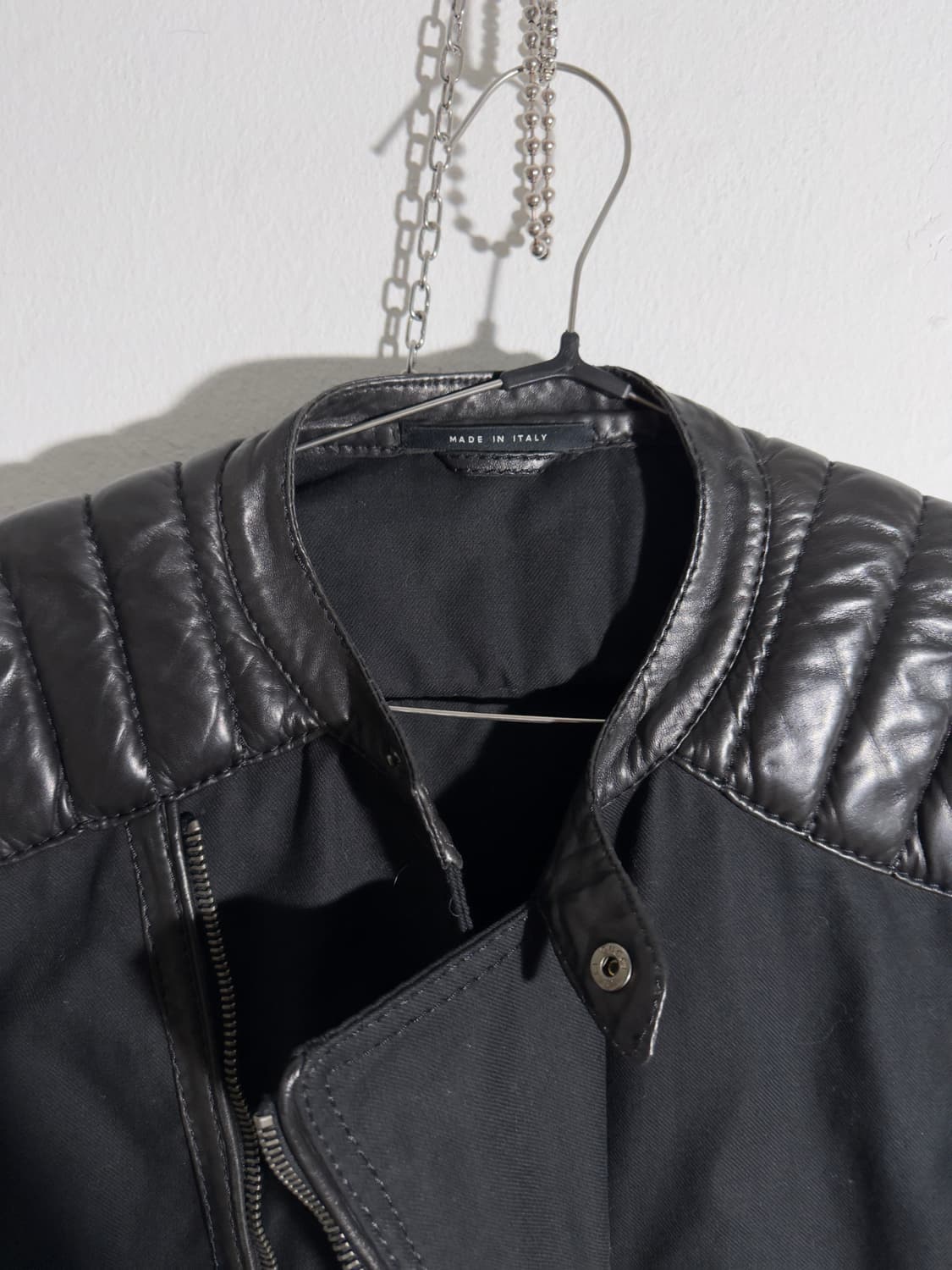 구찌 톰포드 02SS 톰하디 레더 바이크자켓 상품이미지7