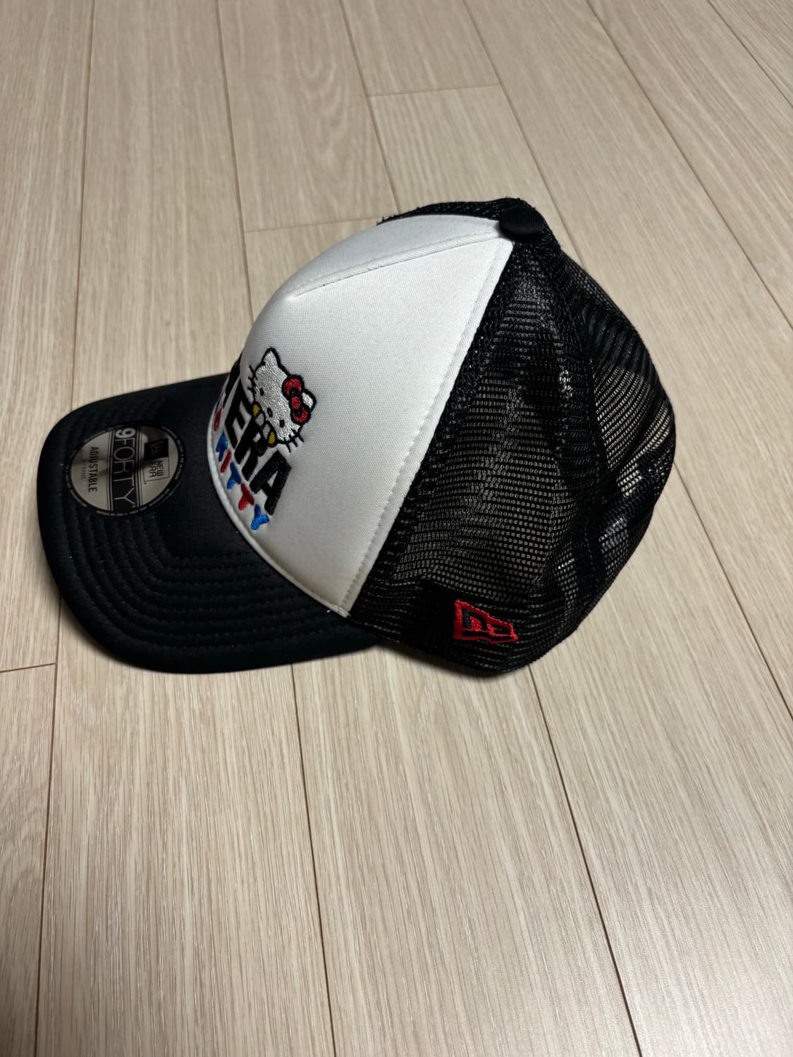 뉴에라 x 헬로키티 볼캡 상품이미지4