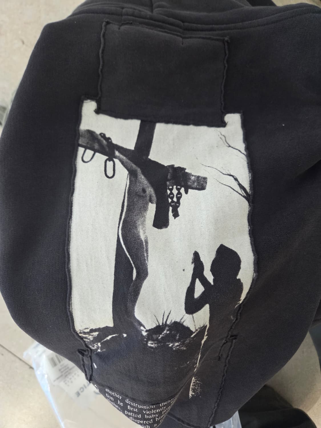 L) erd artist defends assemblage hoodie 상품이미지5