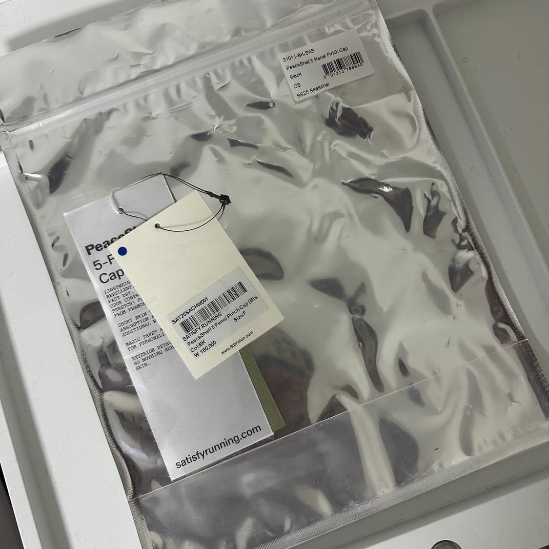 SATISFY 새티스파이 피스쉘 5패널 핀치 캡 블랙 상품이미지4