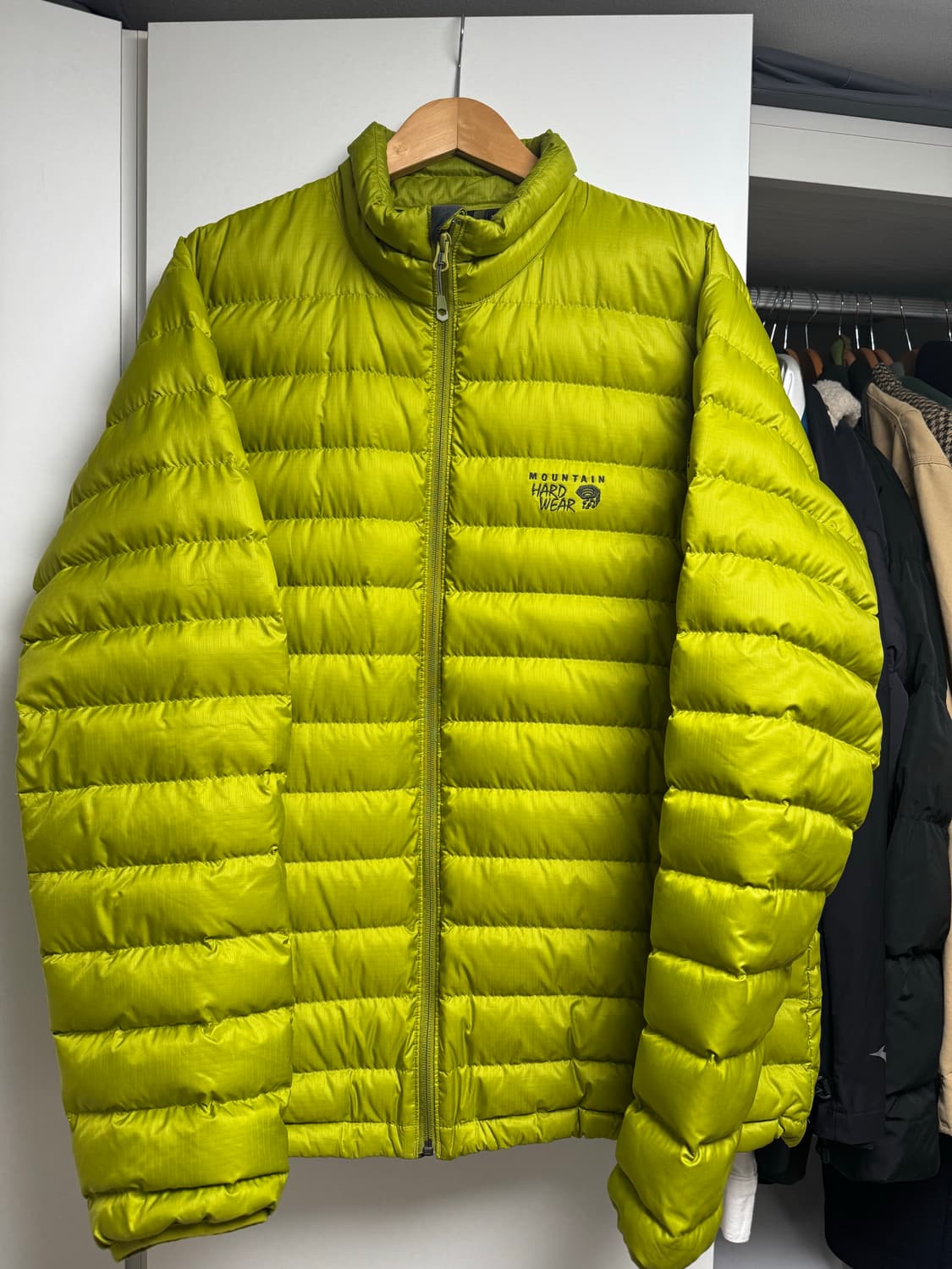 마운틴하드웨어 경량다운 XL 상품이미지1