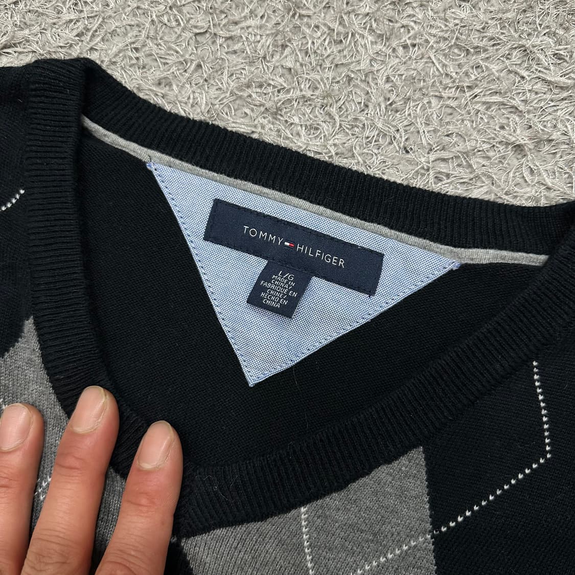 [100] 타미힐피거 아가일브이넥니트 상품이미지3