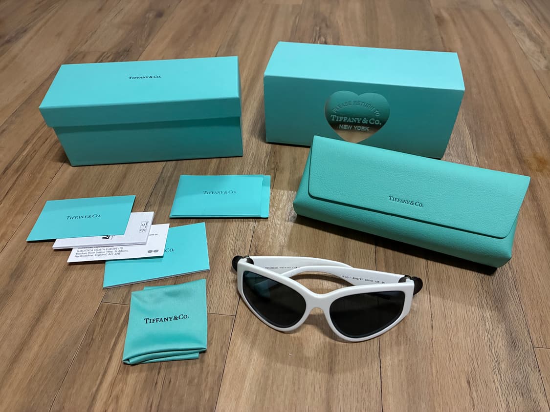😎[새상품 풀박] 티파니앤코 선글라스 (OTF4217 화이트) 상품이미지1