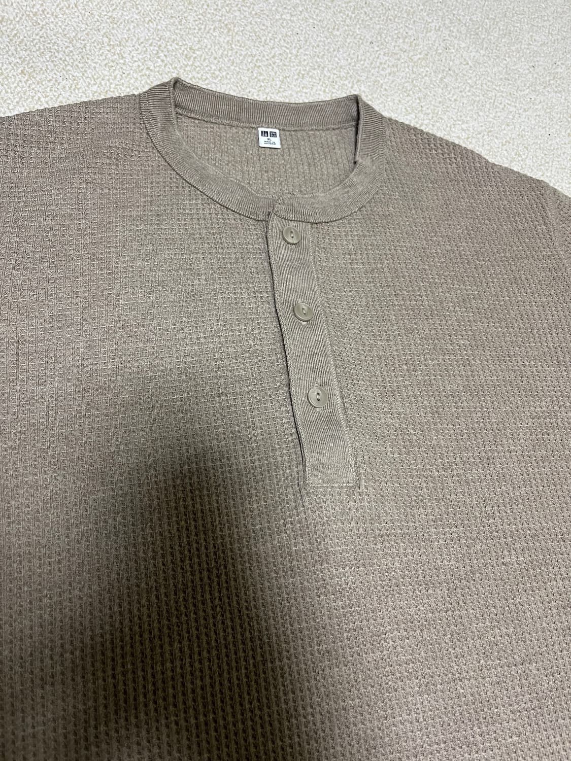 품절템) 일본 유니클로 와플 헨리넥 베이지 XL 1회착 상품이미지3