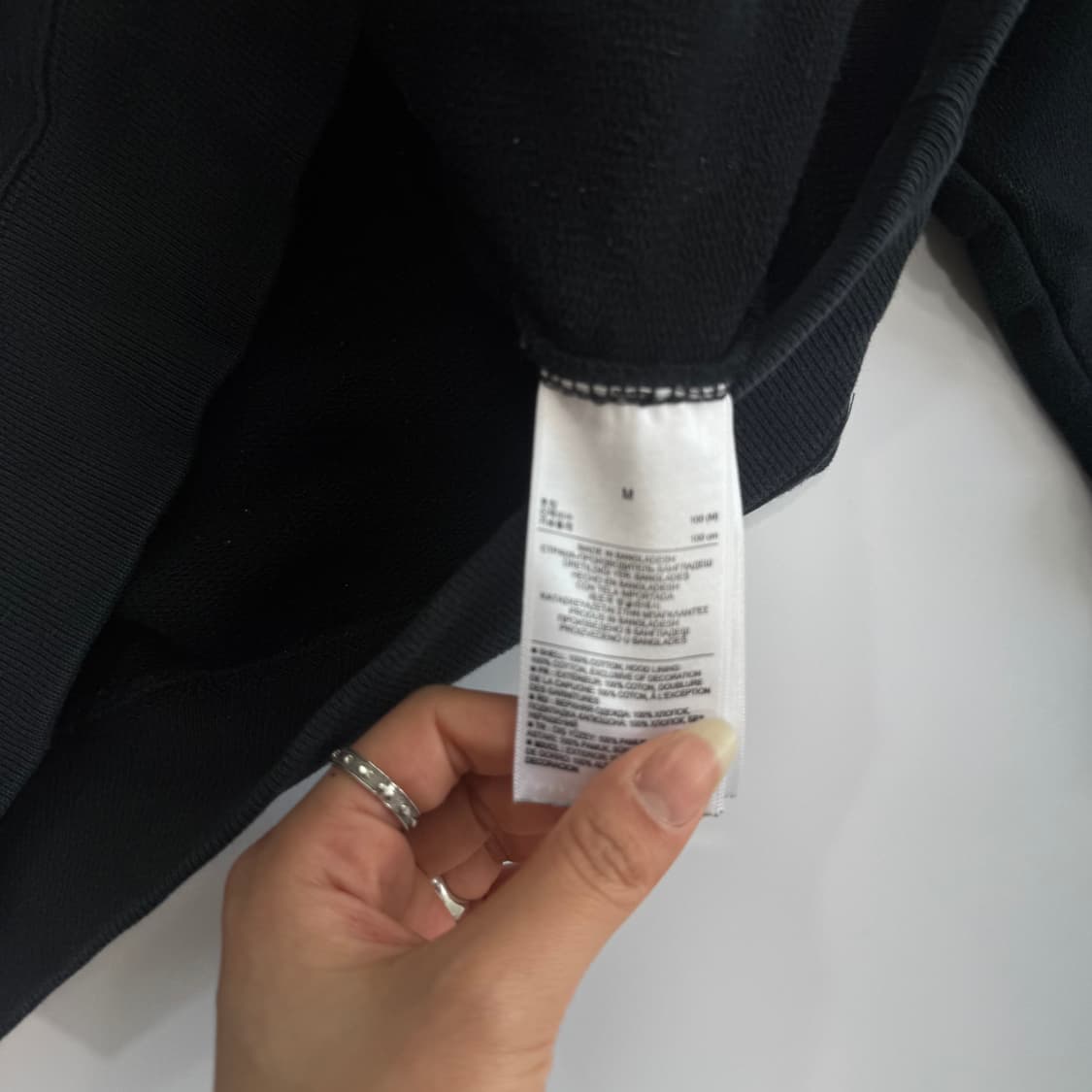 Gap 갭 베이지 로고 블랙 후드티 상품이미지6