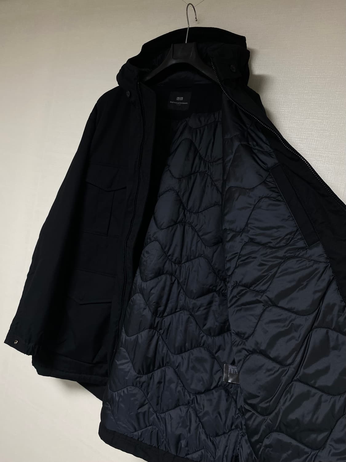 엔지니어드가먼츠 X 유니클로 퍼프테크 유틸리티재킷 상품이미지3