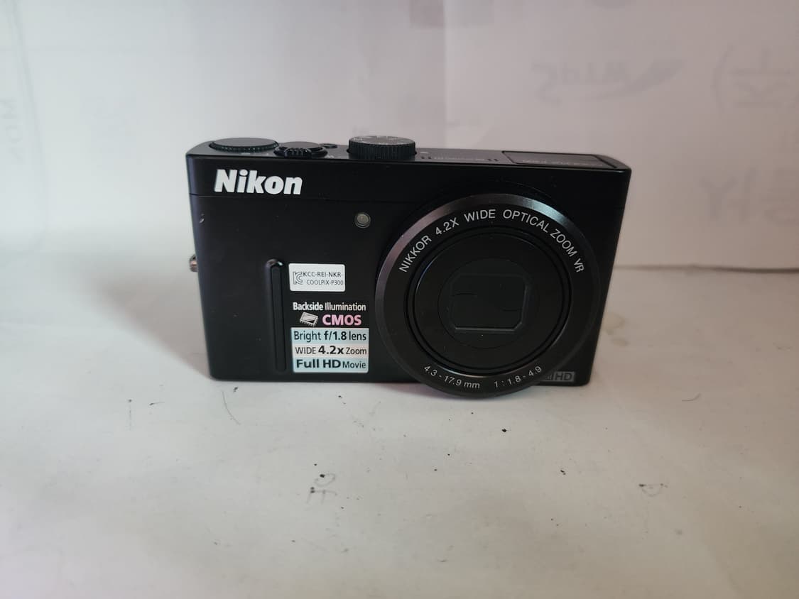 니콘 쿨픽스 P300 블랙 4.2배 광학줌 카메라 상품이미지1