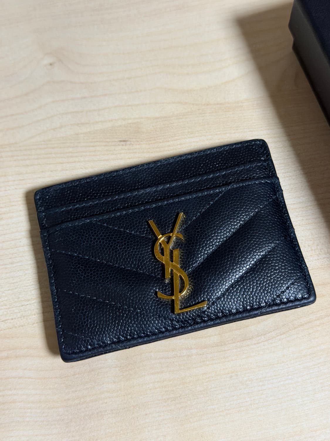 입생로랑 금장 카드지갑 팝니다 상품이미지2