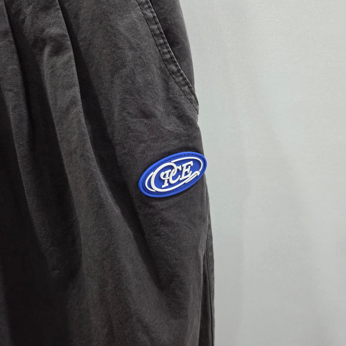 아이스비스킷 키즈 투턱 치노팬츠 딥그레이 175 상품이미지2