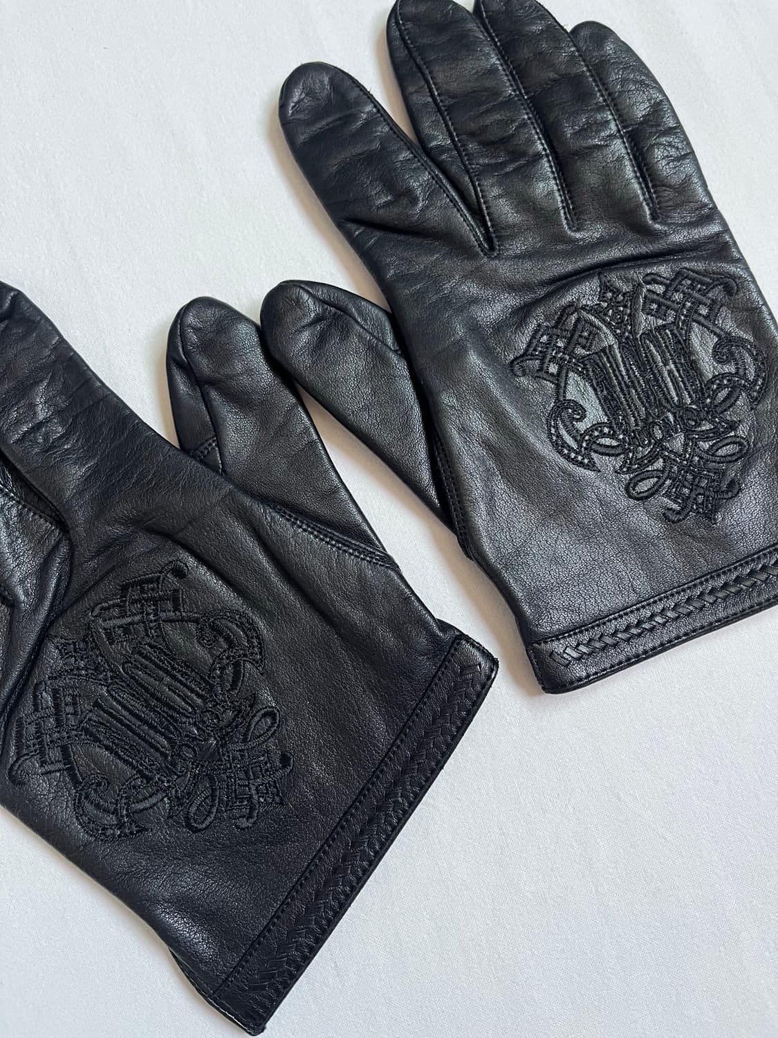 FICCE Embroidered Leather Gloves 상품이미지4
