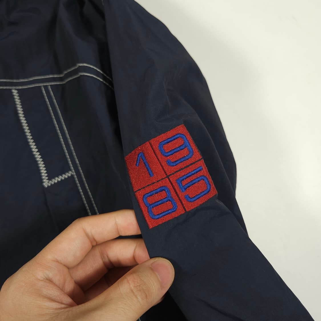 타미힐피거 올드스쿨 바람막이  상품이미지3