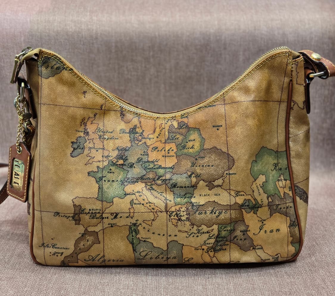 알비에로 마르티니 세계지도 호보백 크로스백 상품이미지1