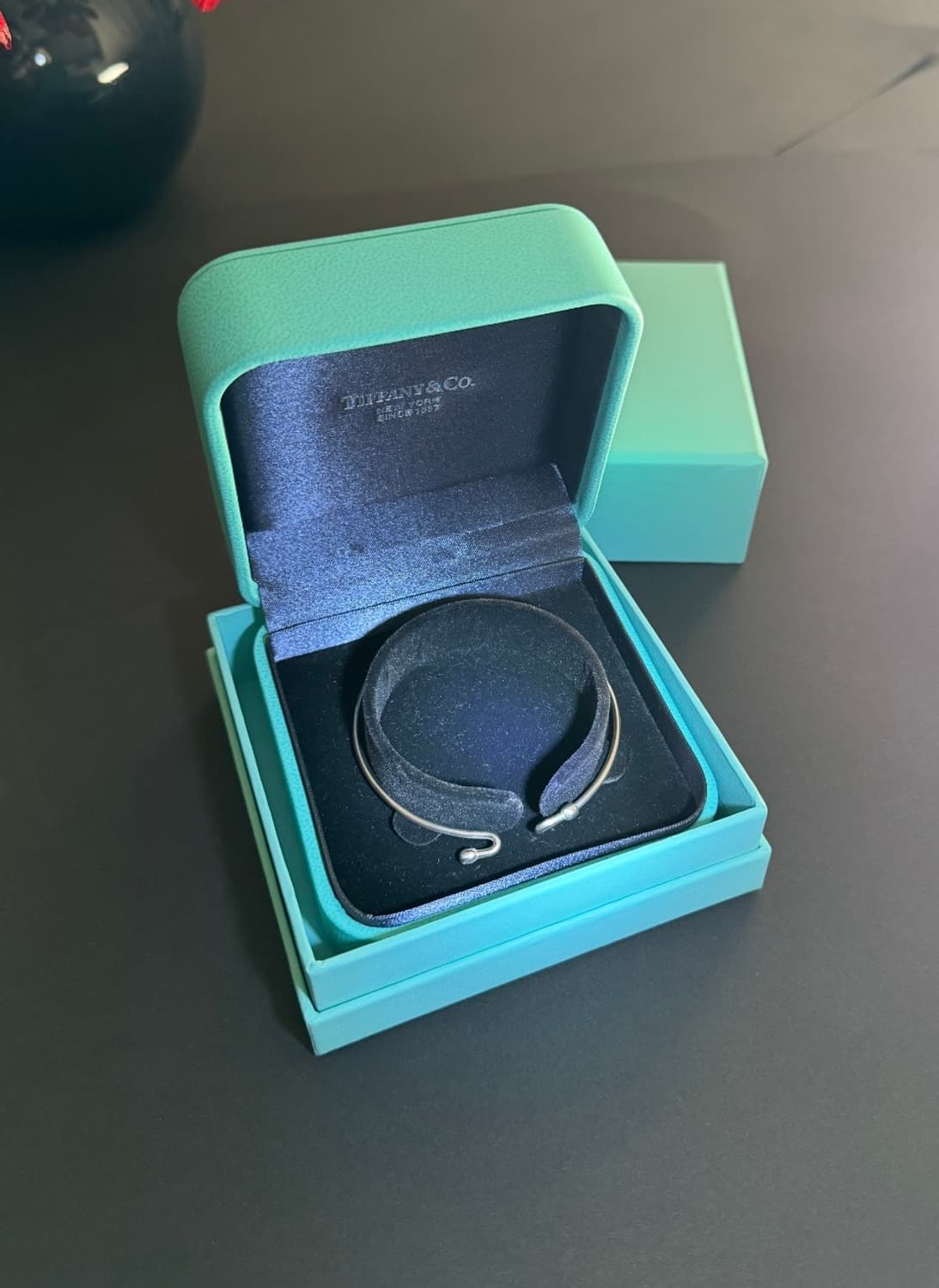 Tiffany & Co. Double Hook and Eye Bangle 상품이미지10