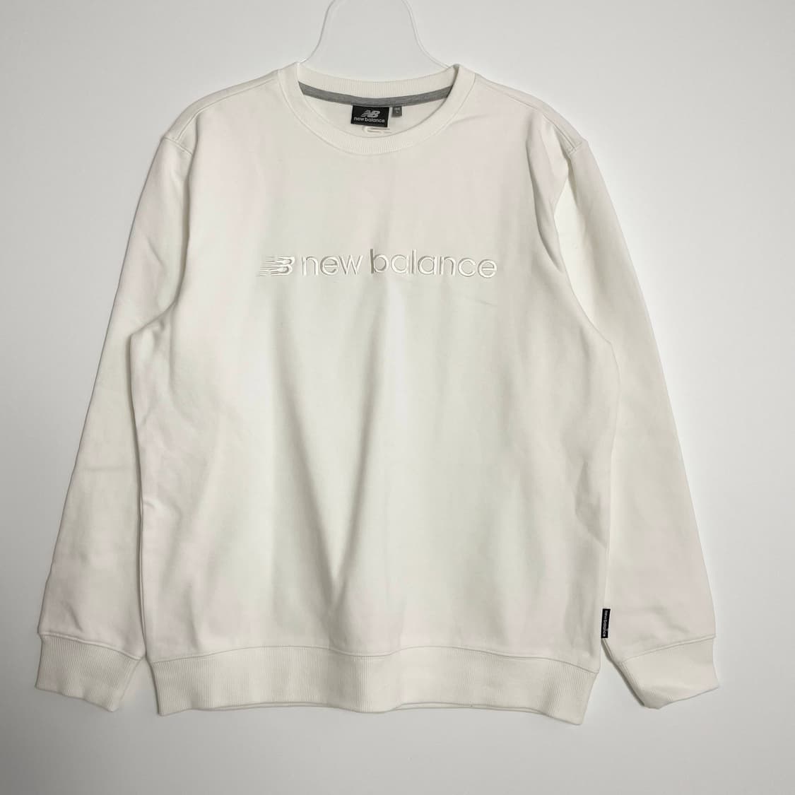 D2 뉴발란스의 화이트 맨투맨 100사이즈 상품이미지1