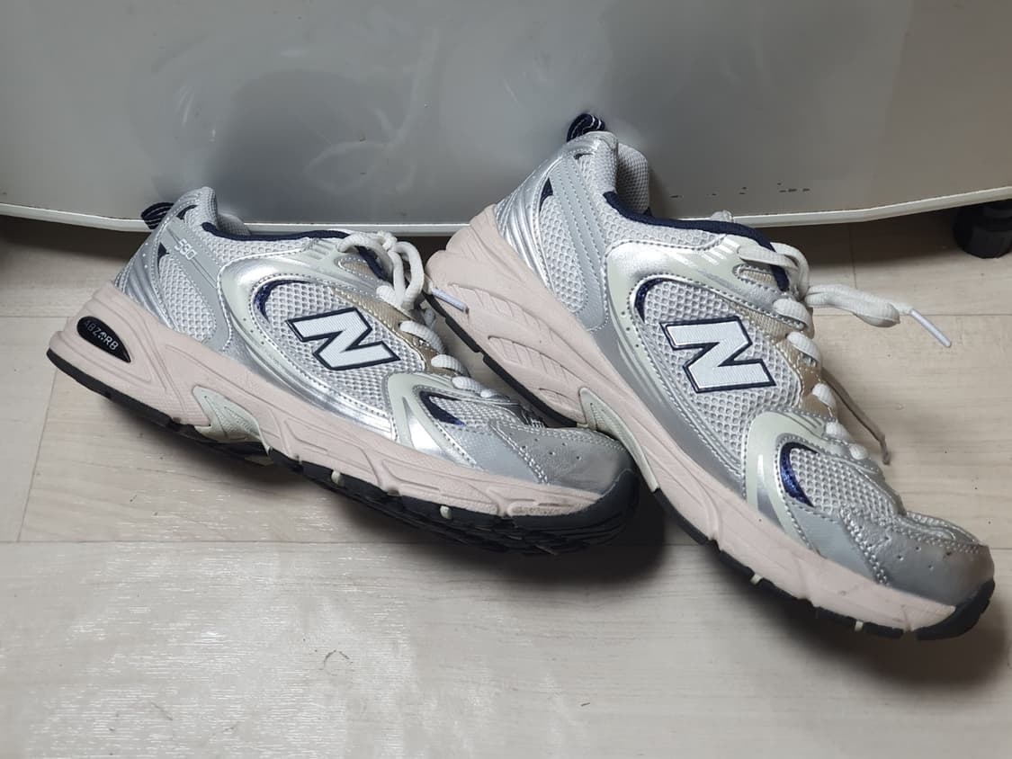 뉴발란스 530 스틸그레이 255
 상품이미지3