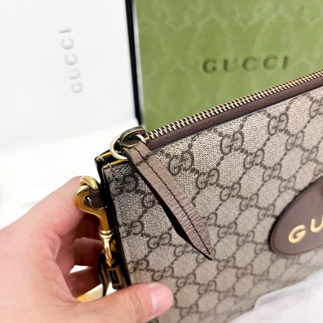 구찌 네오 빈티지 GG 수프림 클러치 상품이미지6