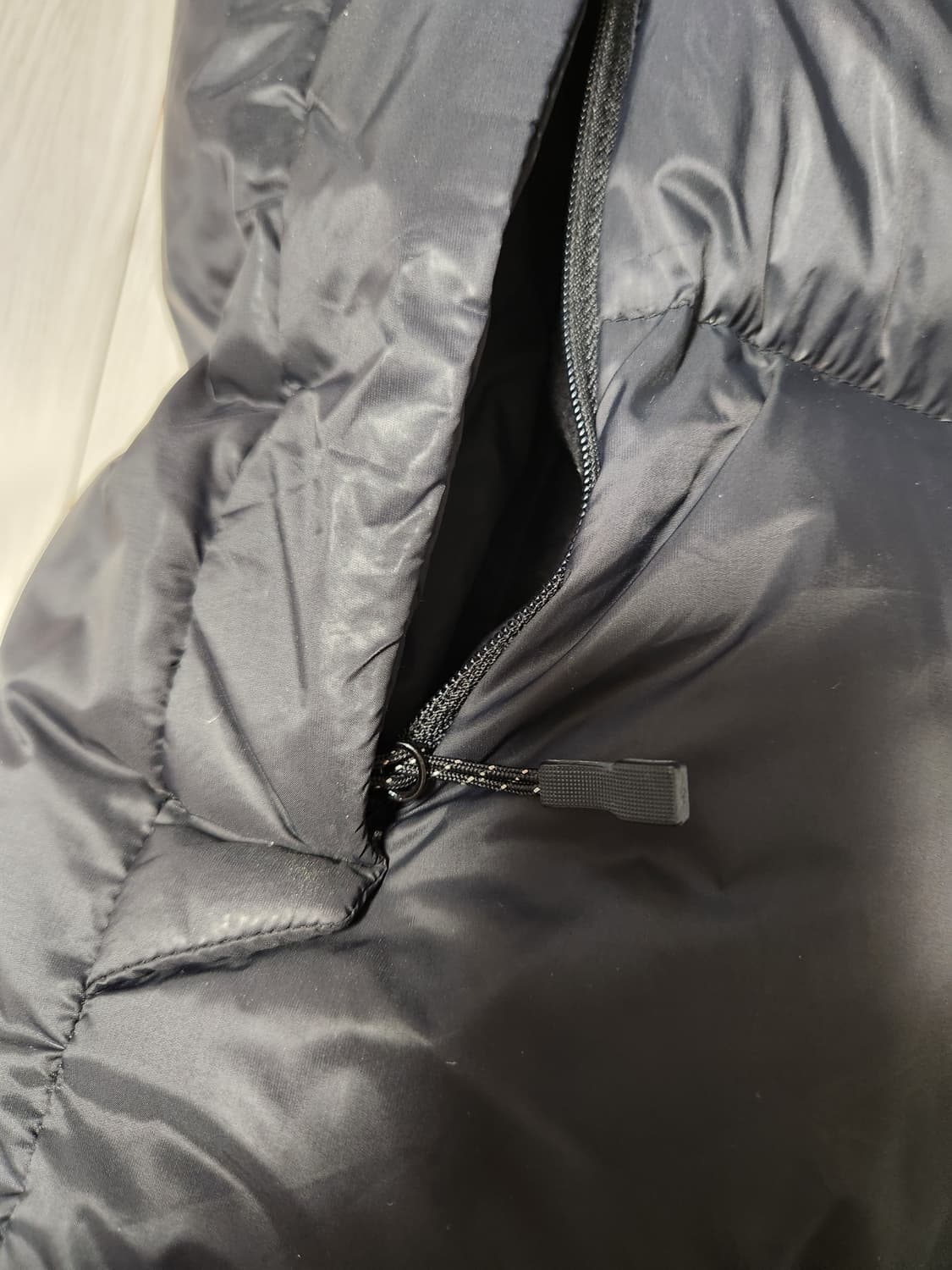 블랙야크 블랙 롱패딩 사이즈165(성인여성m정도)

여러 중고사이트에도  상품이미지5