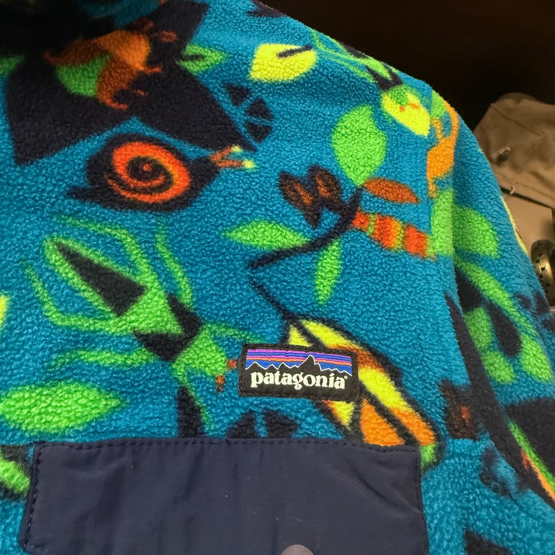 SP14 파타고니아 정글 버그 패턴 복각 풀오버 신칠라 플리스 아노락 상품이미지5