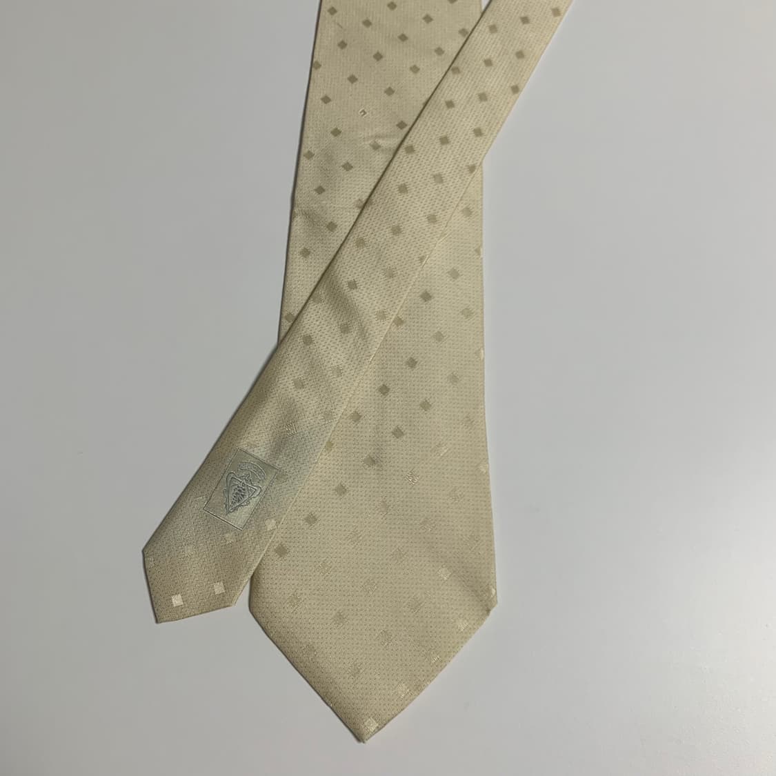 구찌(GUCCI) 명품 결혼식넥타이 이태리 100실크 클래식룩 9.5cm 상품이미지3