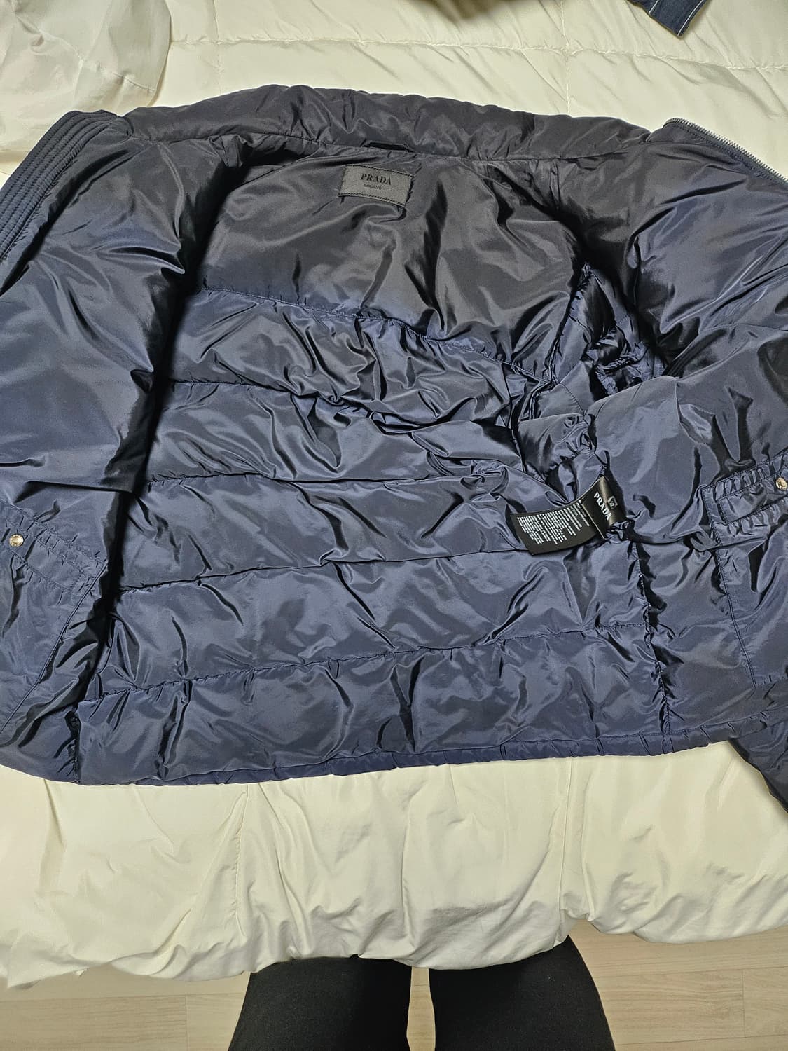 SGY091 프라다패딩 52네이비 팔아요 상품이미지4