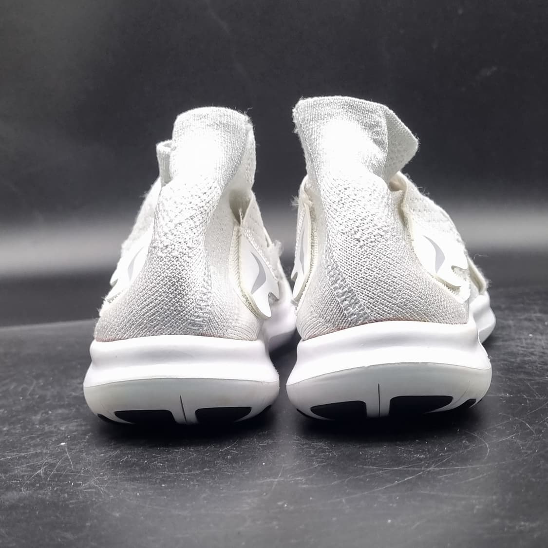 나이키 프리런 모션 플라이니트운동화240 상품이미지4