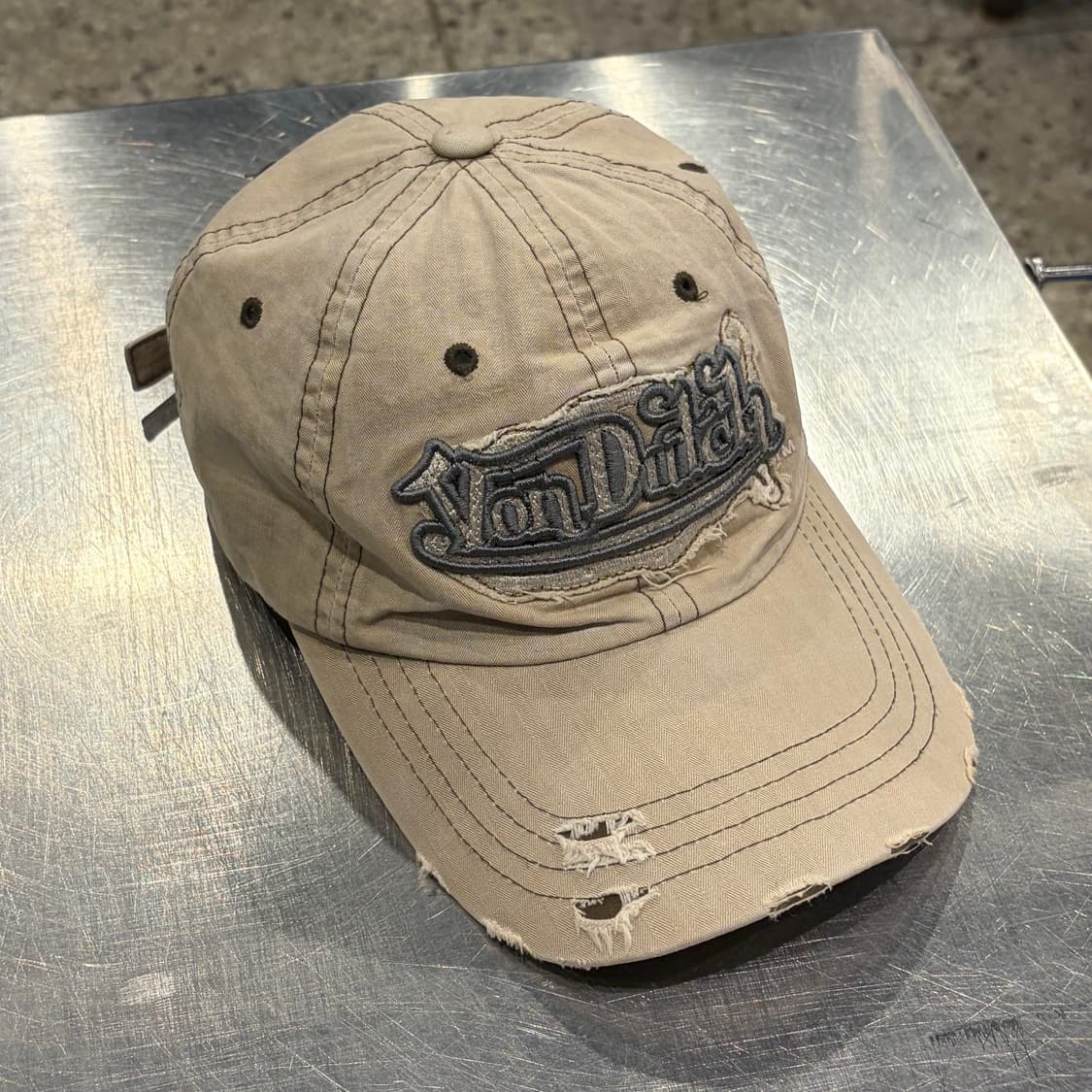 vondutch 본더치 데미지 자수 볼캡(베이지) 상품이미지2