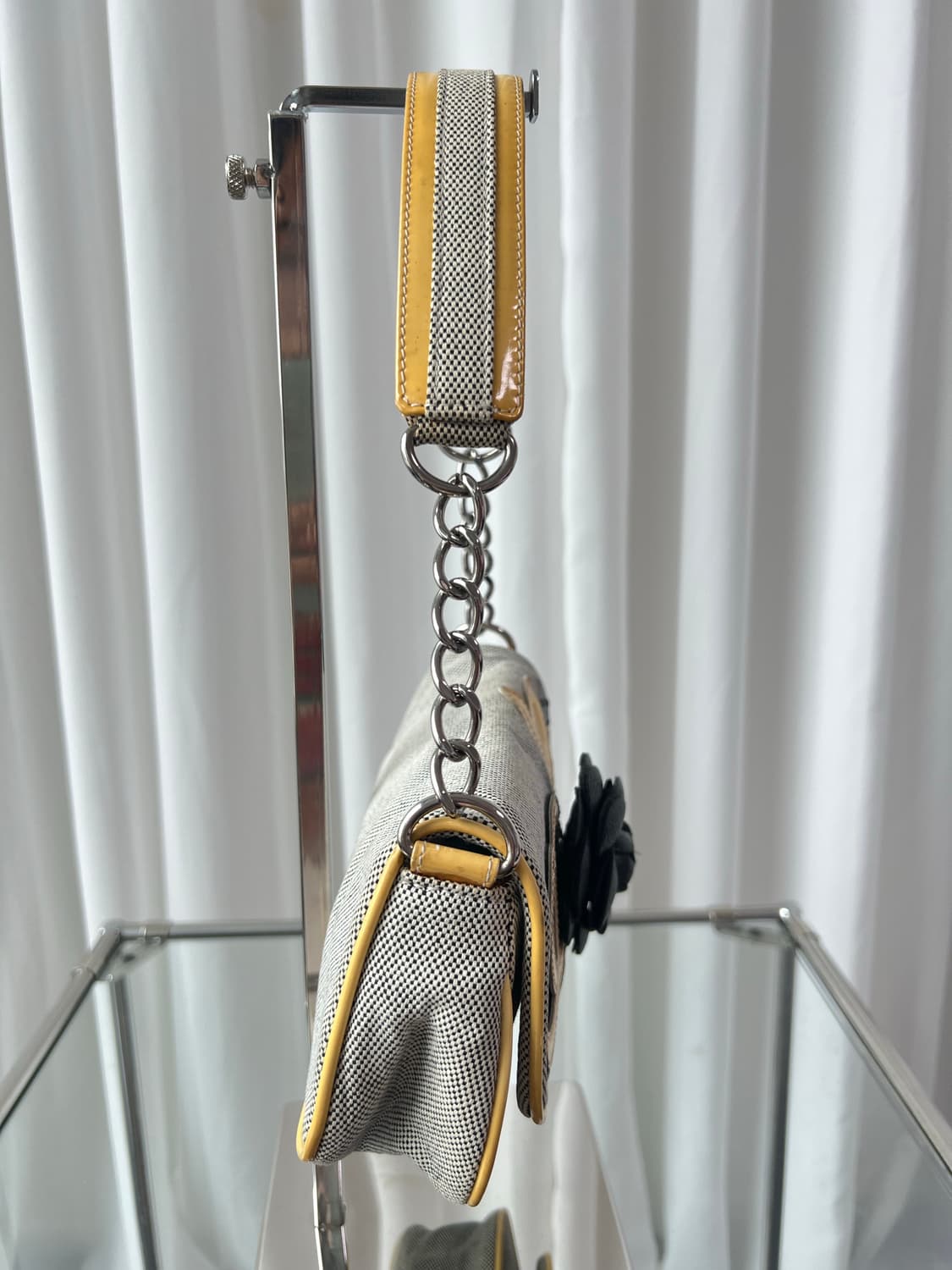 샤넬 No.5 카멜리아 숄더백 상품이미지6