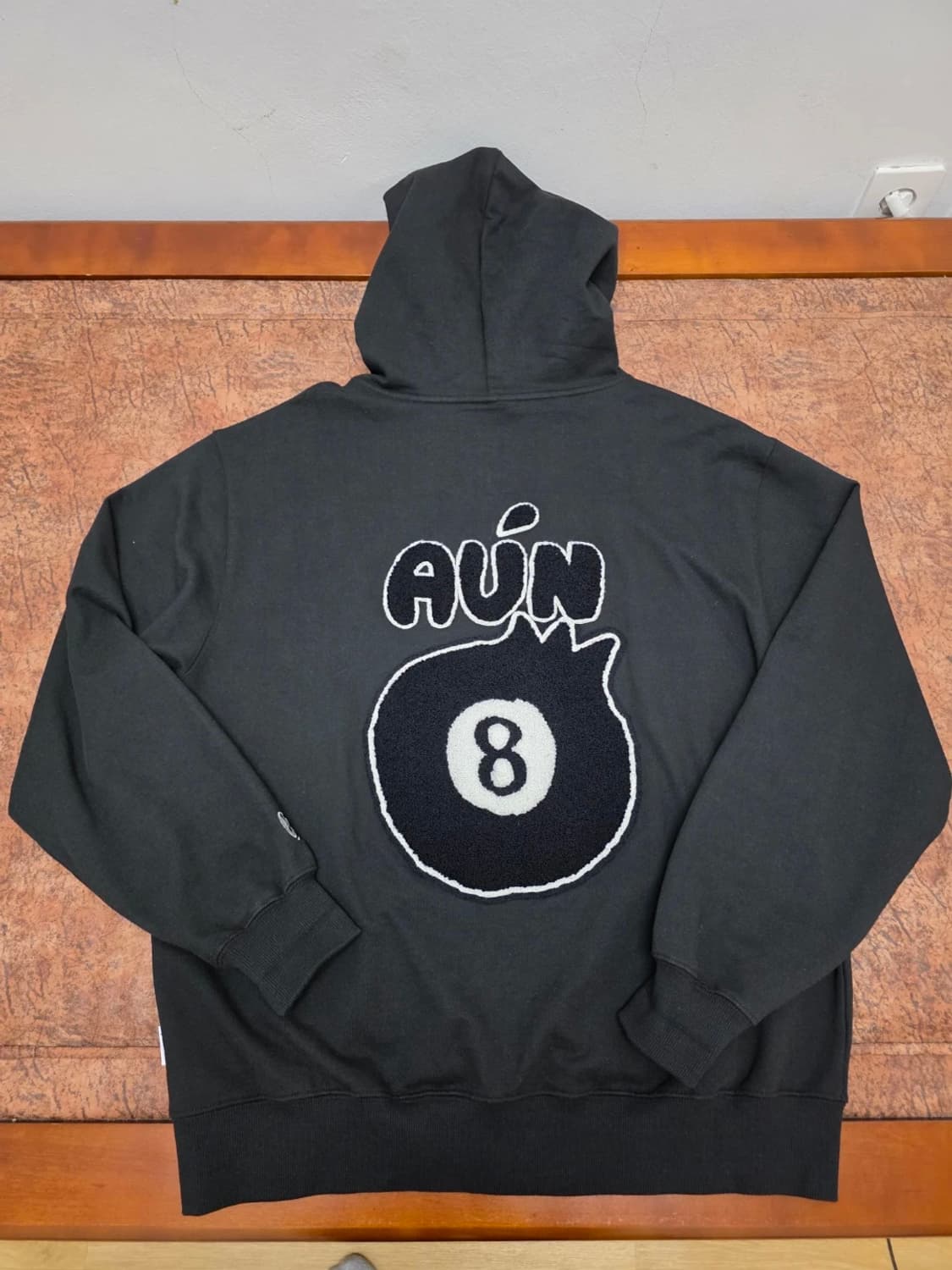 팀코믹스 8볼 후드집업 상품이미지1