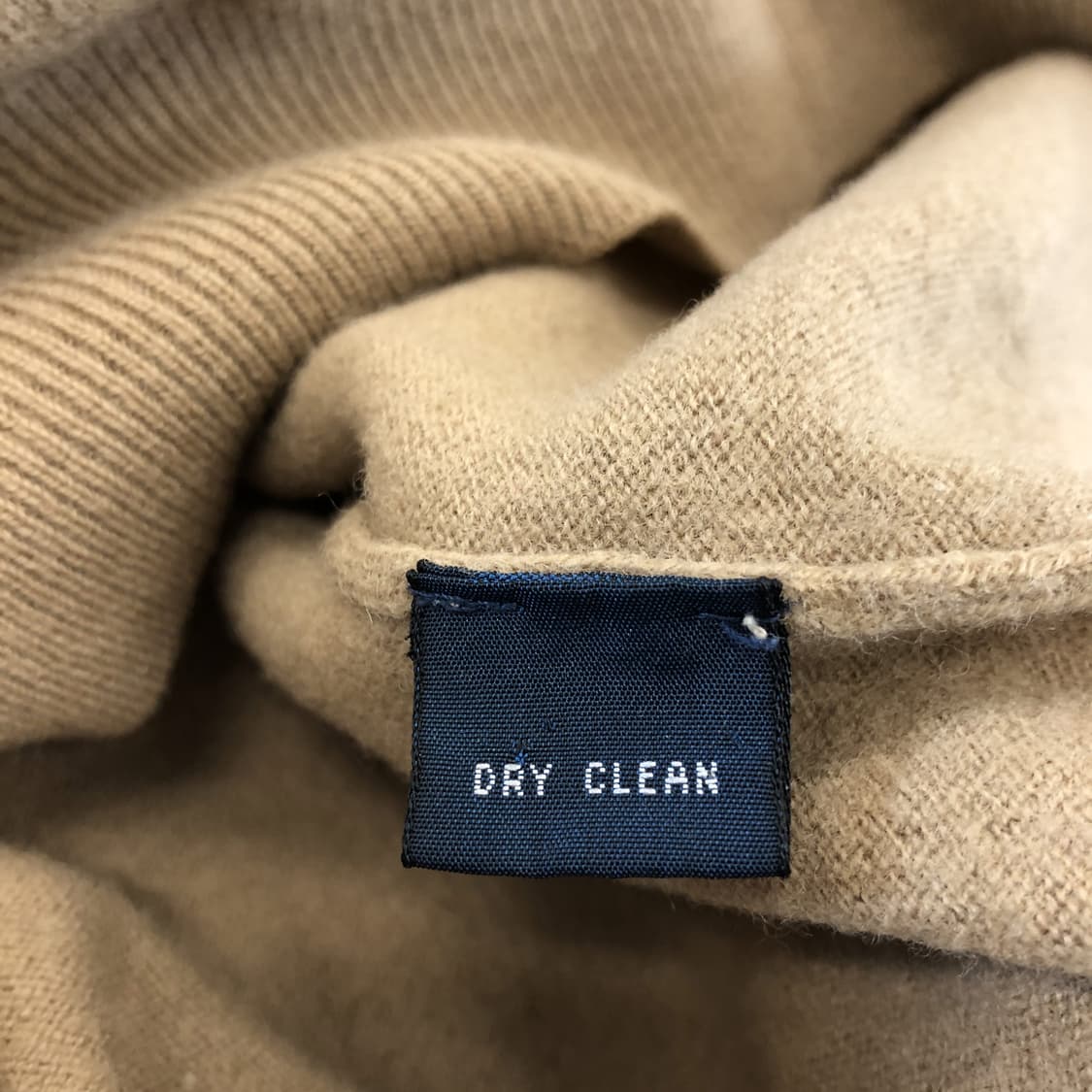 폴로 랄프로렌 메리노울 100% 브이넥니트 M 상품이미지6