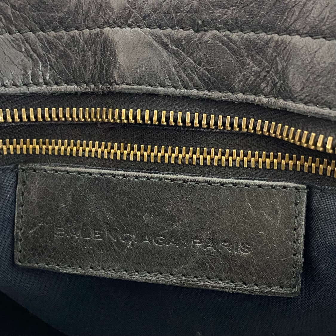 발렌시아가 시티백 모터백 블랙 흑장 상품이미지3