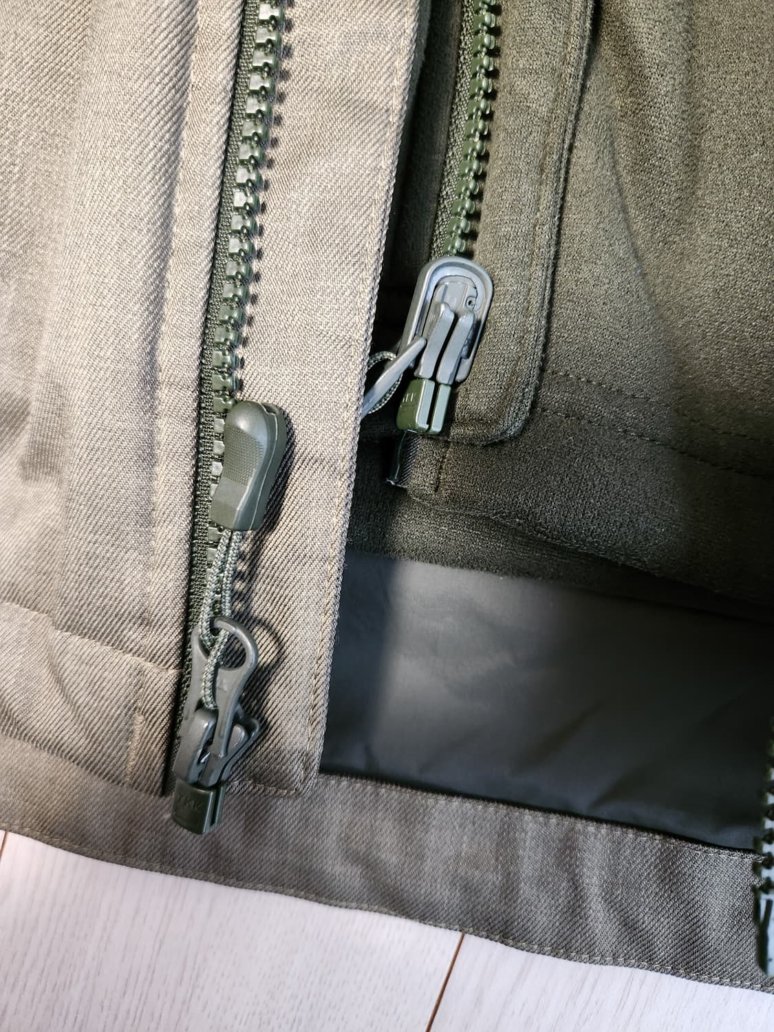 새상품급)언더아머 포터 쓰리인원 방수방풍 바람막이 재킷(기모 플리스 내피 상품이미지7