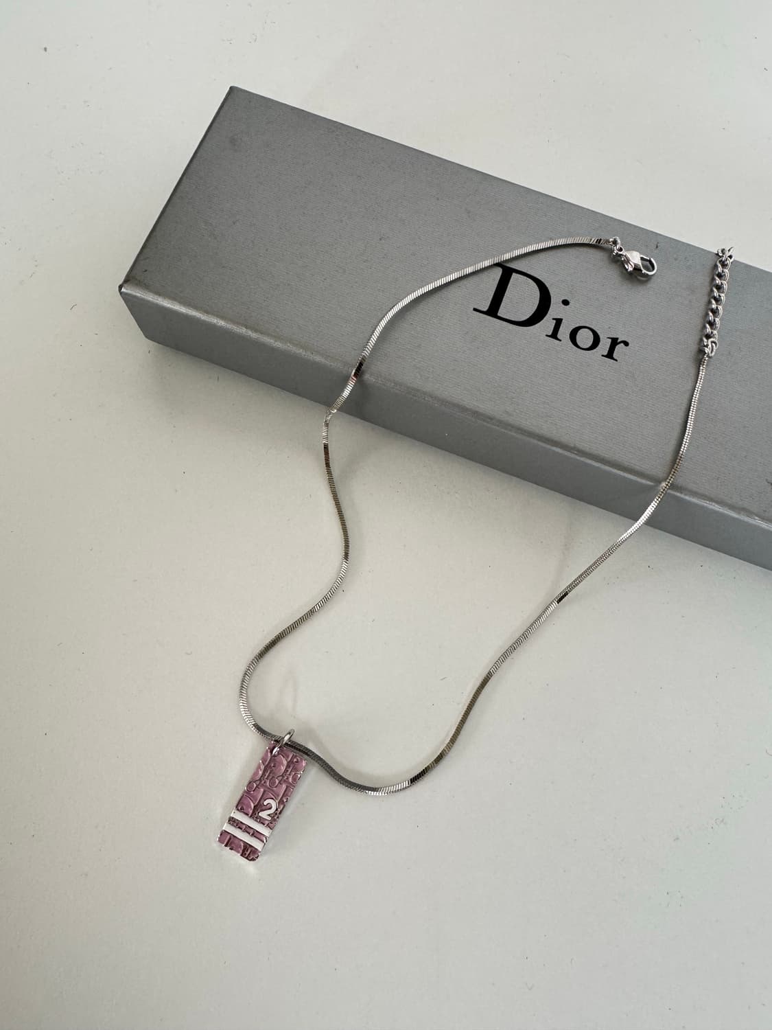 Dior 디올 빈티지 트로터 핑크 넘버 2 플레이트 목걸이 상품이미지10