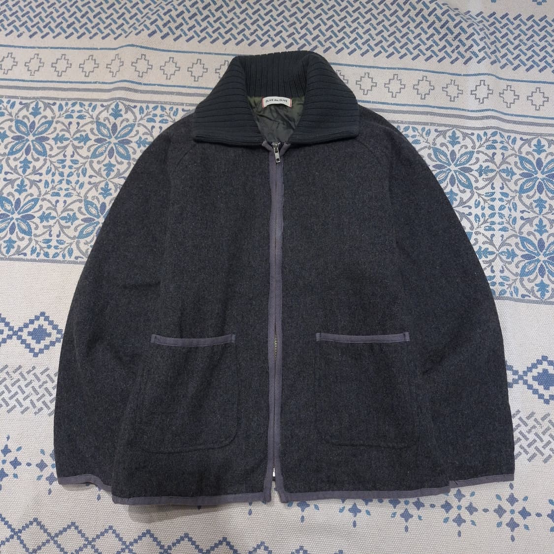 OLIVE DES OLIVE 그레이 이너퀼팅 패디드 울 블렌드 캐주얼자켓 상품이미지3