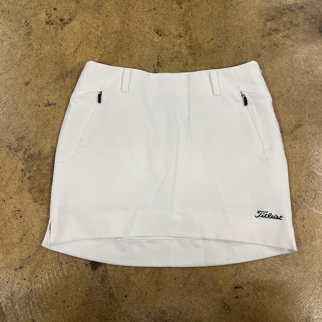 [정품/25] 타이틀리스트 화이트 골프 스커트 b17 상품이미지3