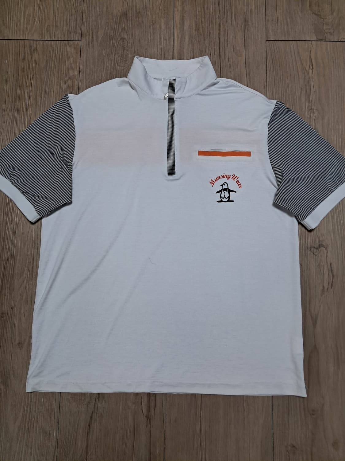 먼싱웨어 반팔티 남성M 상품이미지3