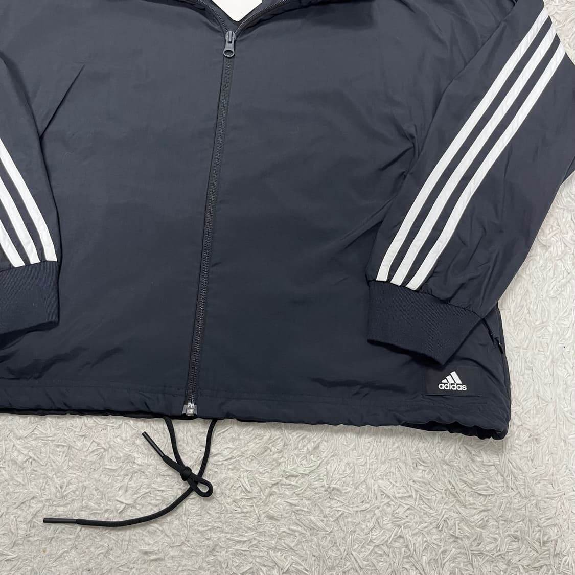 Adidas black running windbreaker 상품이미지5
