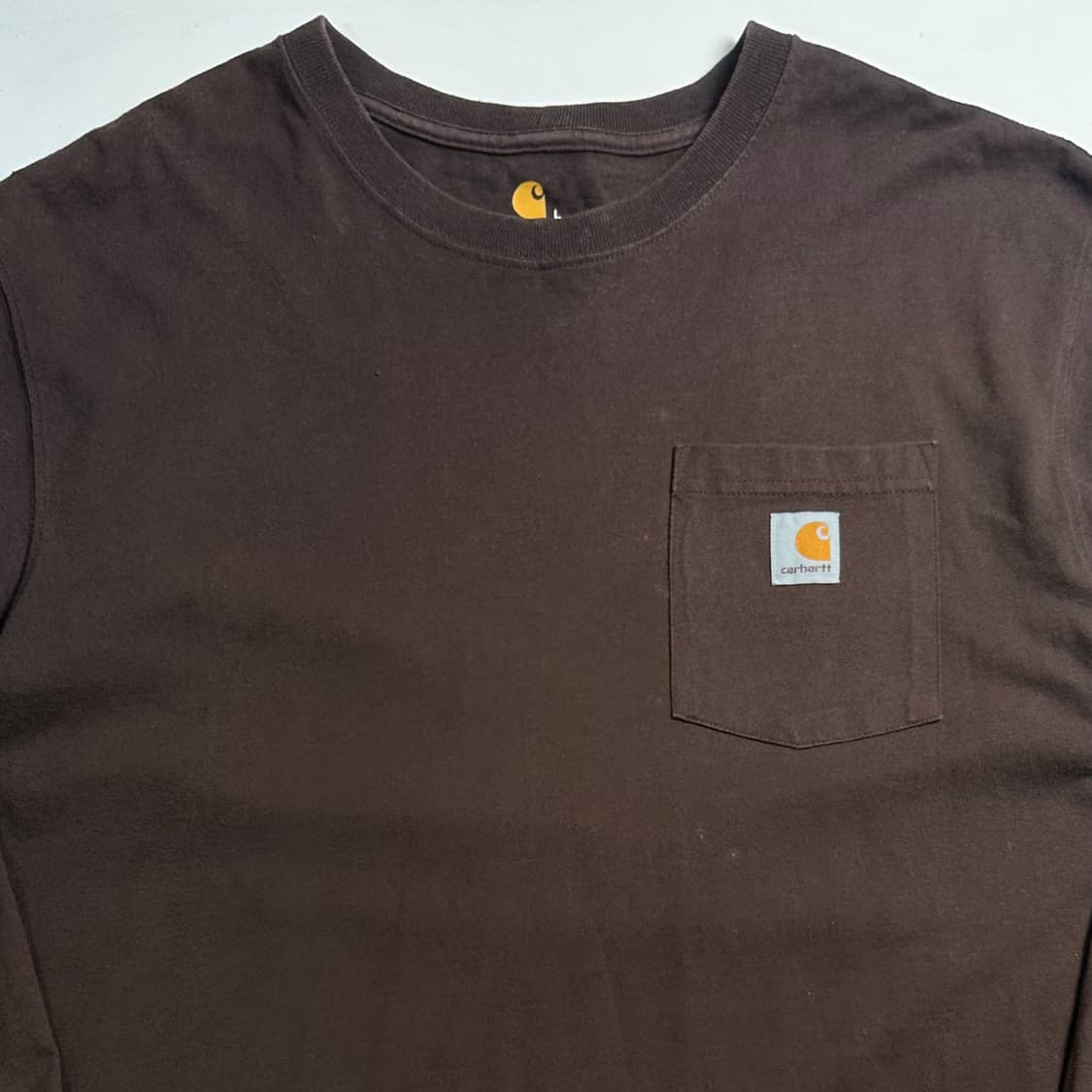 칼하트 브라운 롱 슬리브   상품이미지2
