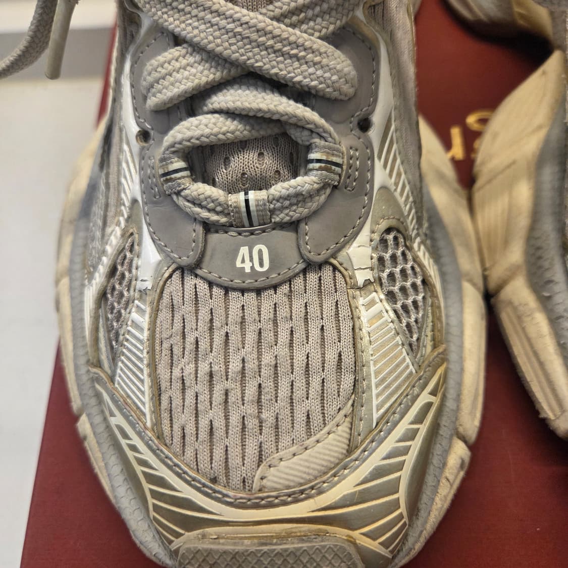 발렌시아가 3XL 에그쉘 40 상품이미지2