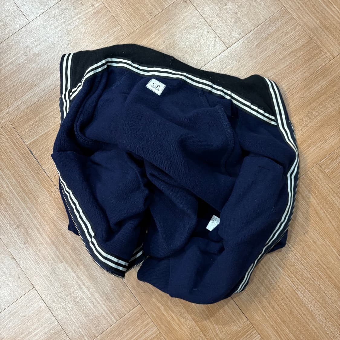 씨피컴퍼니 네이비 고글 3 투웨이 지퍼 후디 자켓 상품이미지7