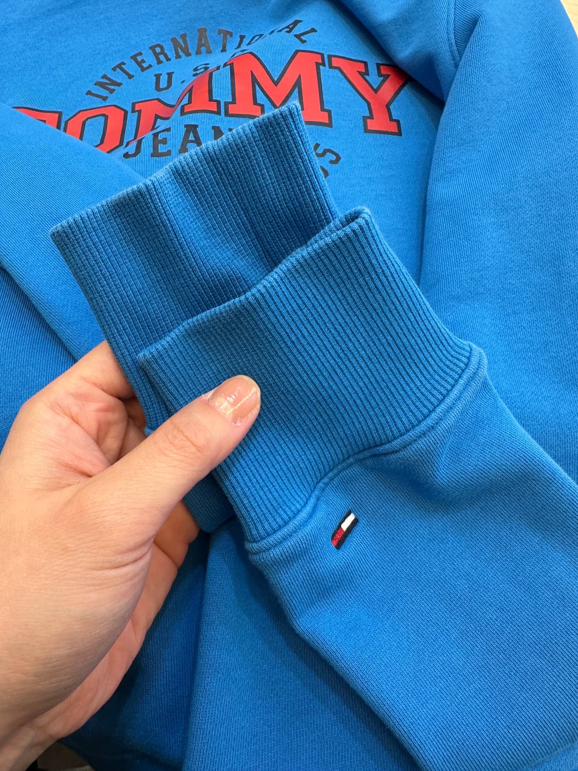 S) 타미 진스 프린팅 블루 맨투맨 상품이미지4