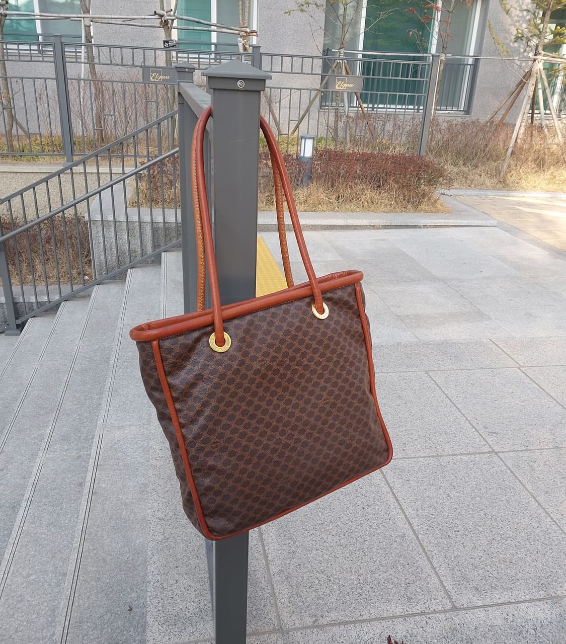 [정품] 셀린느 마카담 스퀘어 숄더백 상품이미지10