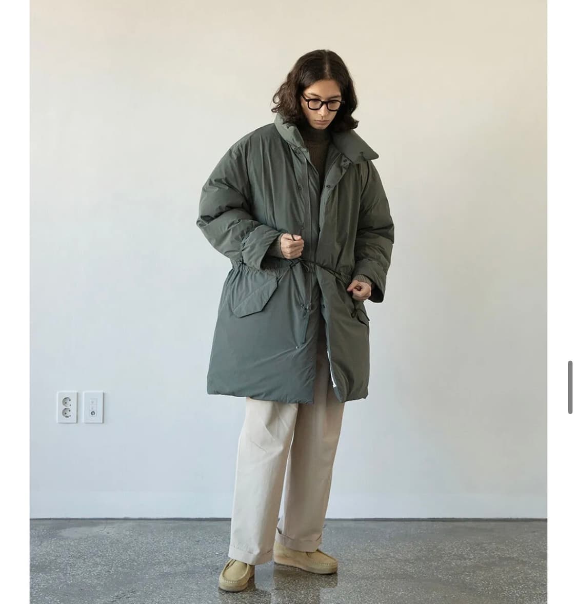 어나더오피스 구스다운 롱패딩 팝니다! 상품이미지1